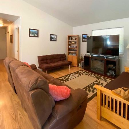 Private 2-Acre Retreat With Mtn Views, Walk To River Saint Maries Екстериор снимка