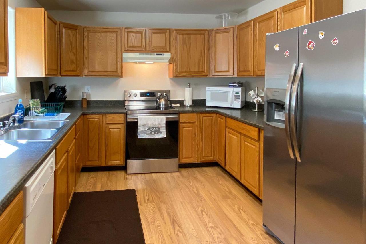 Private 2-Acre Retreat With Mtn Views, Walk To River Saint Maries Екстериор снимка